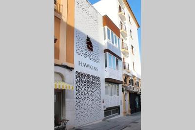 Suite by Hawkins interior 1º A