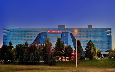 Crowne Plaza Hotel St. Louis Airport by IHG