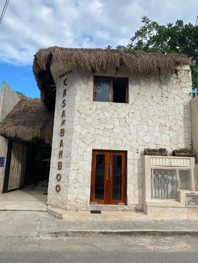 Hotel Casa Bamboo