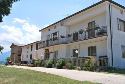 Casa Con Vista Holiday Rentals, Honeysuckle