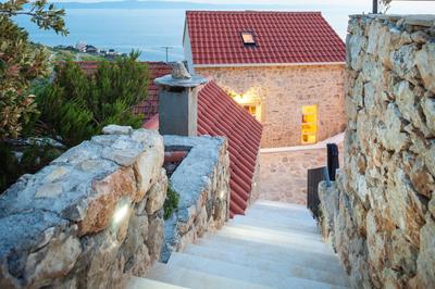 Elegant villa in Podgora with private pool and sea view