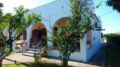 Welcoming House in Kakovatos with Enclosed Garden
