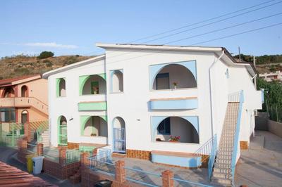 Spacious Apartment in Balestrate with Terrace
