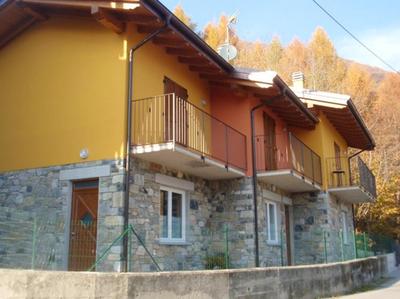 Charming apartment in Livo 70 m² with mountain view