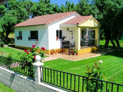 Charming Villa with Private Pool in La Calzada de Béjar