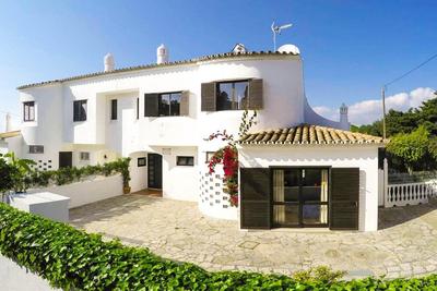 VILLA COELHO