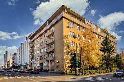 Aurelia's Charming Place with GARAGE parking