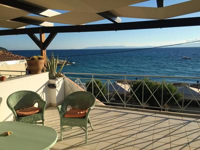 Comfortable apartment with sea view - 85 m² in Akrogiali