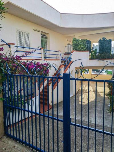 Modern Apartment in Alcamo, 90 m², furnished terrace