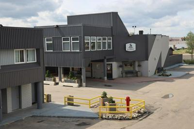 Travelodge by Wyndham Grande Prairie