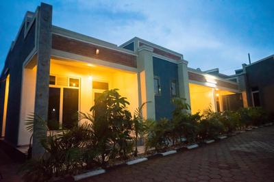 AVISHA TOWN HOTEL