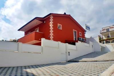 Elegant villa with sea view in Okrug Gornji + private pool