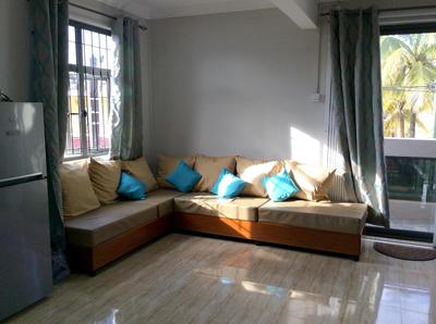 Stylish Apartment in Flic en Flac with Shared Pool