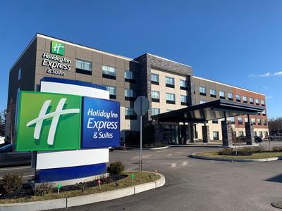 Holiday Inn Express & Suites - Boston South - Randolph by IHG