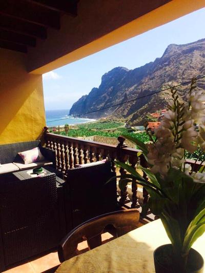 House with sea and mountain view in Hermigua