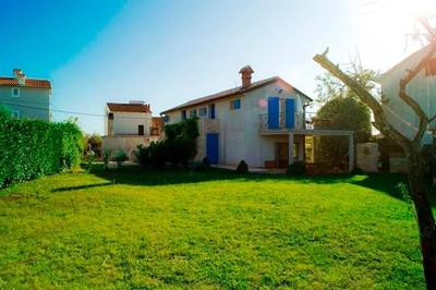 Modern Apartment in Zambratija - 90 m²