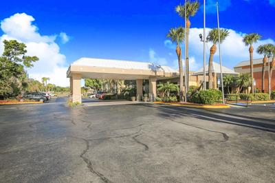 B&B HOTEL Orlando International Drive near Universal - Newly Renovated!