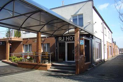 RJ Hotel