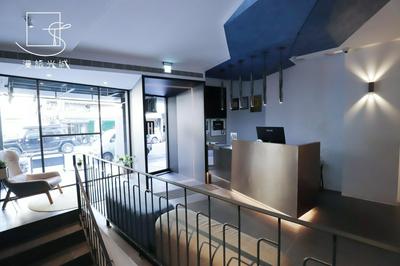 Slow Town Hotel-Glowing