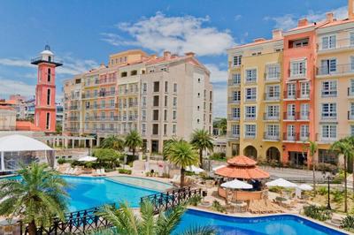 Apartamento com varanda no IL Campanário Resort