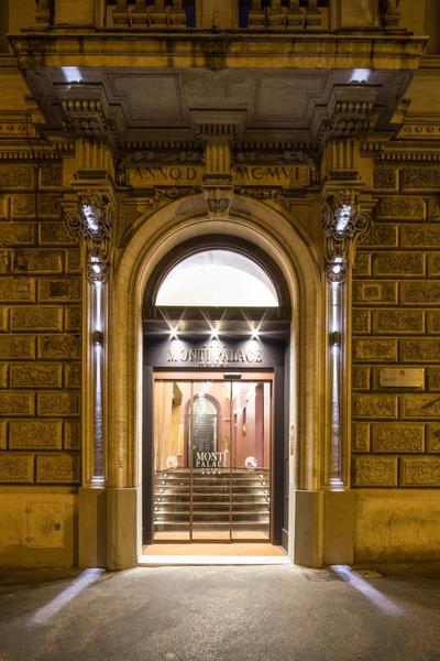 Monti Palace Hotel