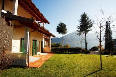 TREMEZZO RESIDENCE 5-1 of 11 apartments in an exclusive residence by Italian Apartments