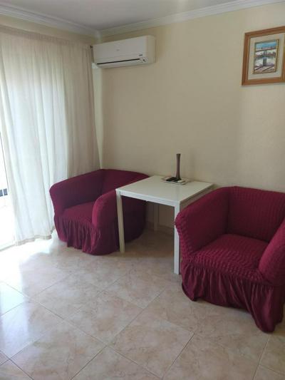 Apartamento con 3 dormitorios 3 minutos hasta la playa