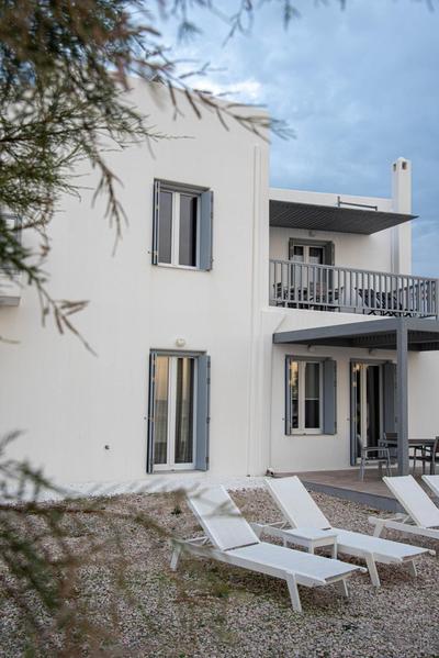 Milos Waves Luxury Apartments