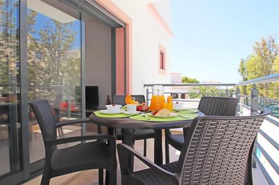 Apartment Caracas 1 by Algarve Vacation