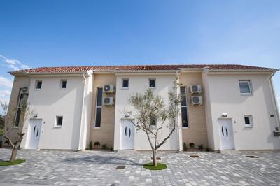 Beachfront Reiterer Villa V2 with Seaview 30 meters from the Beach - CROWONDER LUXURY RENT