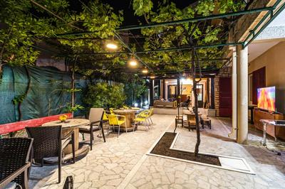 Hostel Budva