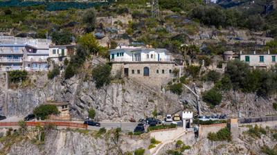 Tower flats, Maiori