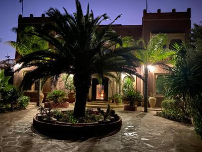 Equi Palace & SPA Near Aeroport