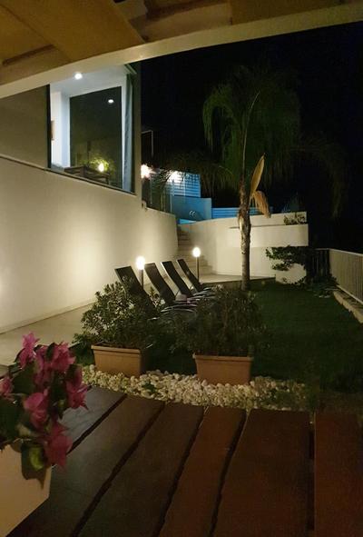 Villa la Vista - by Vacation Service