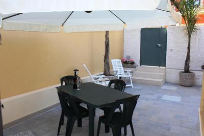 RE SOLE La Dependance - Casa vacanza V E N E R E