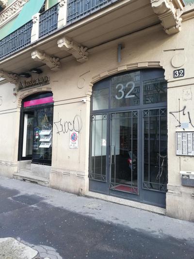 Al 32 Apartment