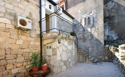 Sofia studio apartment Sucuraj
