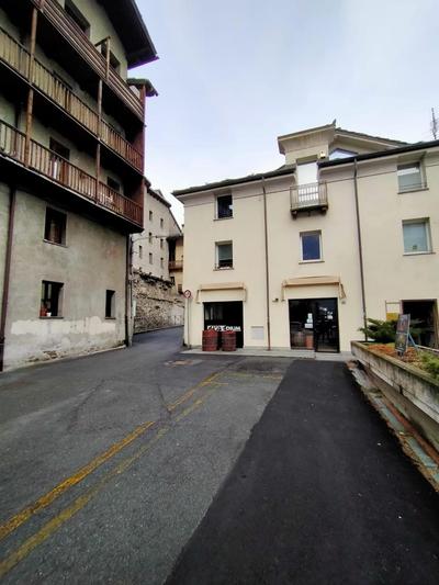 Vevey 5 by Hili