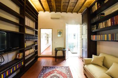 Casa Ghibellina - city center with outdoor space!