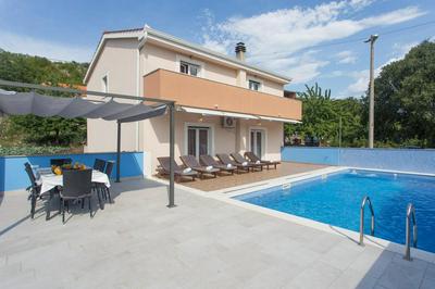Villa Tomic