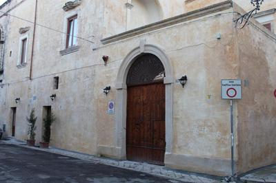 B&B ME Palace