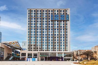 Holiday Inn Express Shanghai Baoyang by IHG