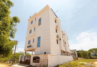 Haleemas Residency