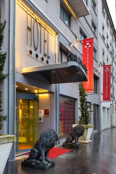 Hôtel Charlemagne by Happyculture