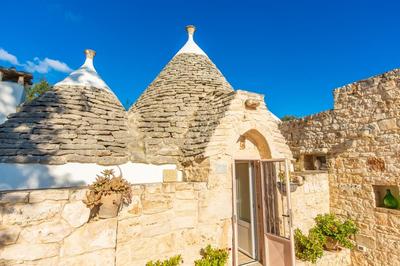 Trullo con piscina baby