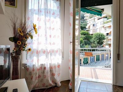 CASAVIVA - Casa Vacanze Betti a Rapallo con terrazza