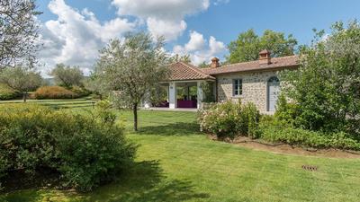 VILLA NINFEO 10&4, Emma Villas