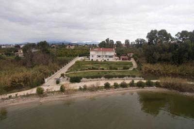 Harmony Seafront Apartment