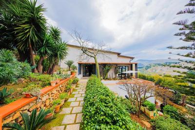 Villa Rosa Bianca