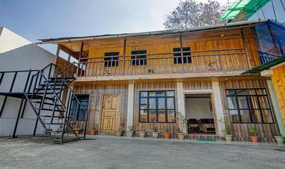 Treebo Omega Stay Inn